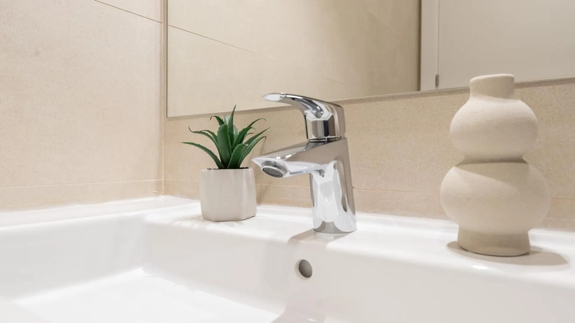Xpce Urban 12 Malaga Skyline - Parking Free Apartment Spain