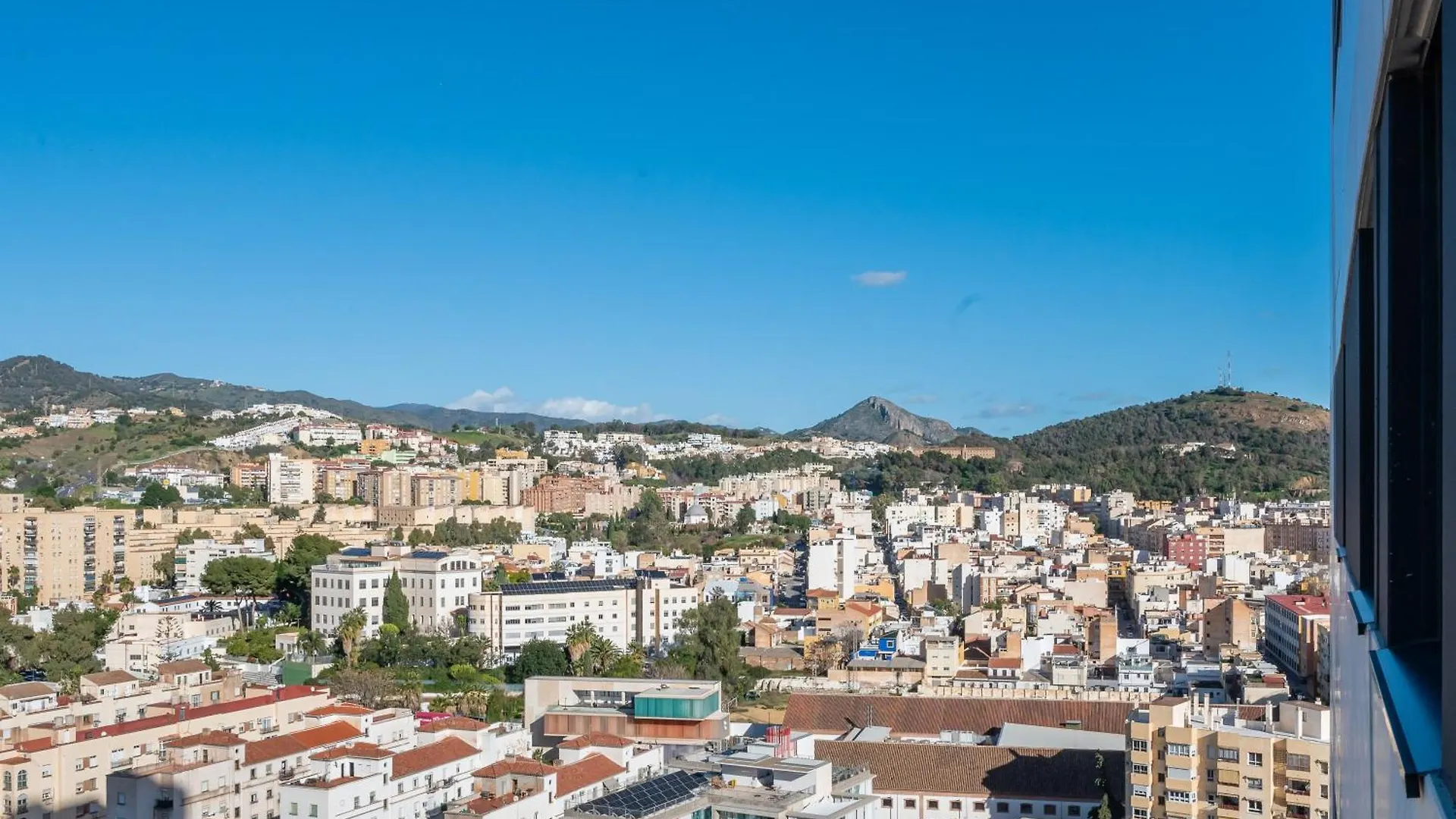 Xpce Urban 12 Malaga Skyline - Parking Free Apartment 0*,  Spain