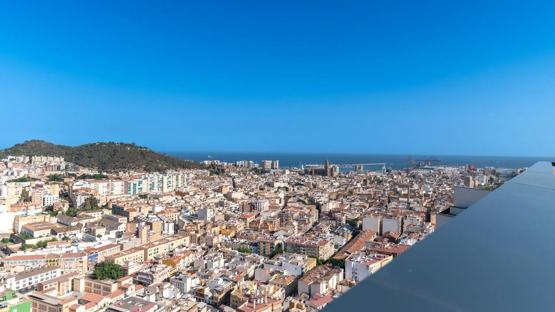 Xpce Urban 12 Malaga Skyline - Parking Free Apartment
