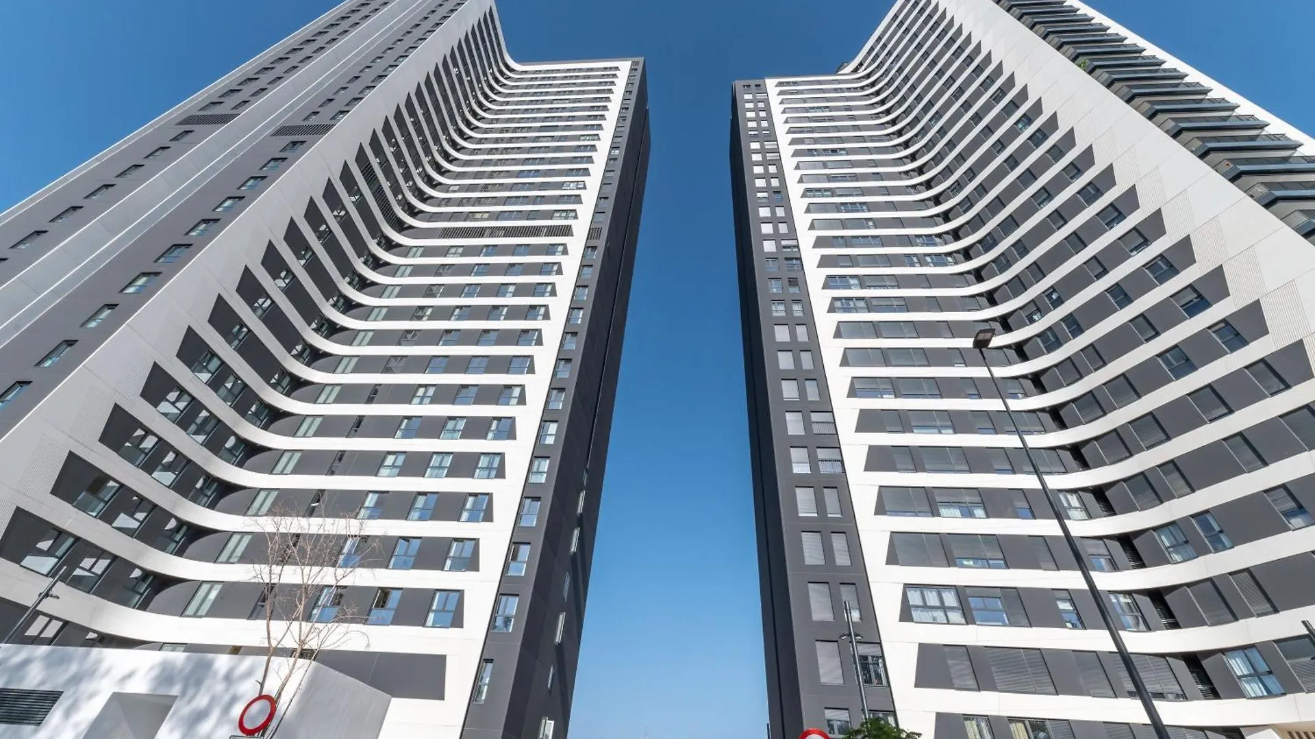 شقة Xpce Urban 12 Malaga Skyline - Parking Free 0*,  إسبانيا